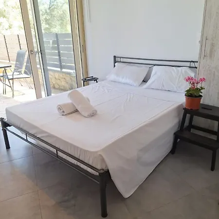 Einav Appartement Nikiana